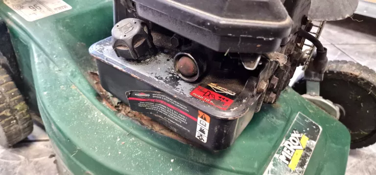 kosiarka-spalinowa-merox-276507-marka-merox