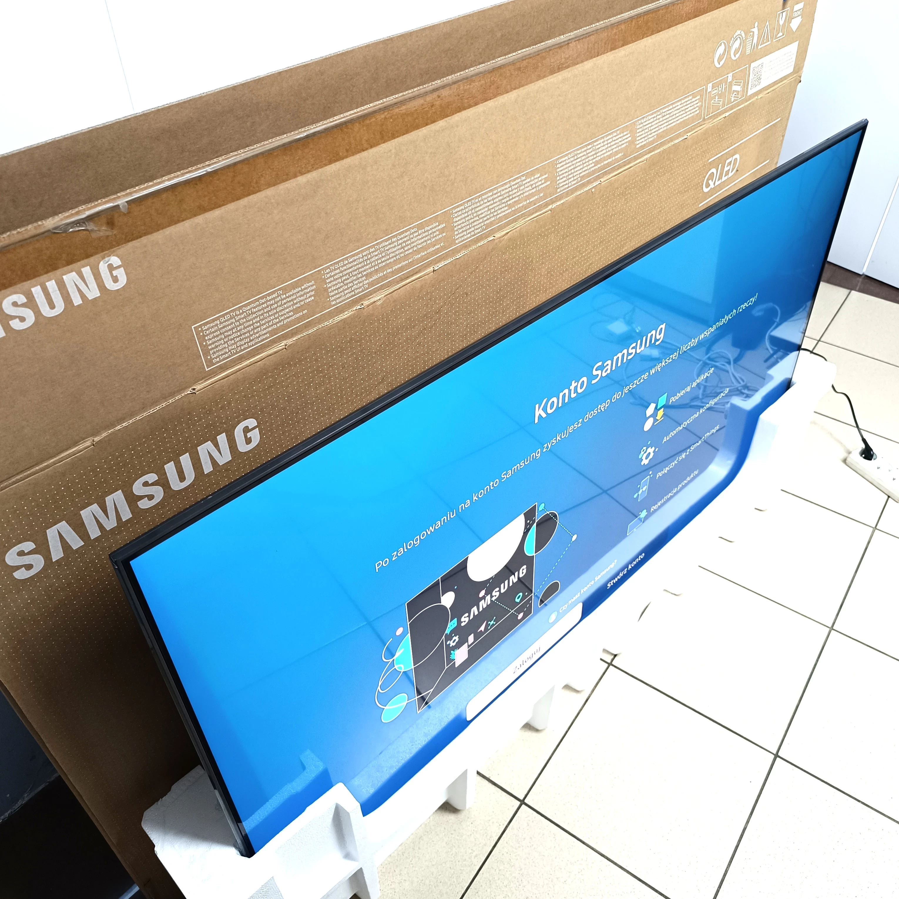 telewizor-samsung-qe55q77a-55-qled-komplet-gwar-przekatna-ekranu-cale-55