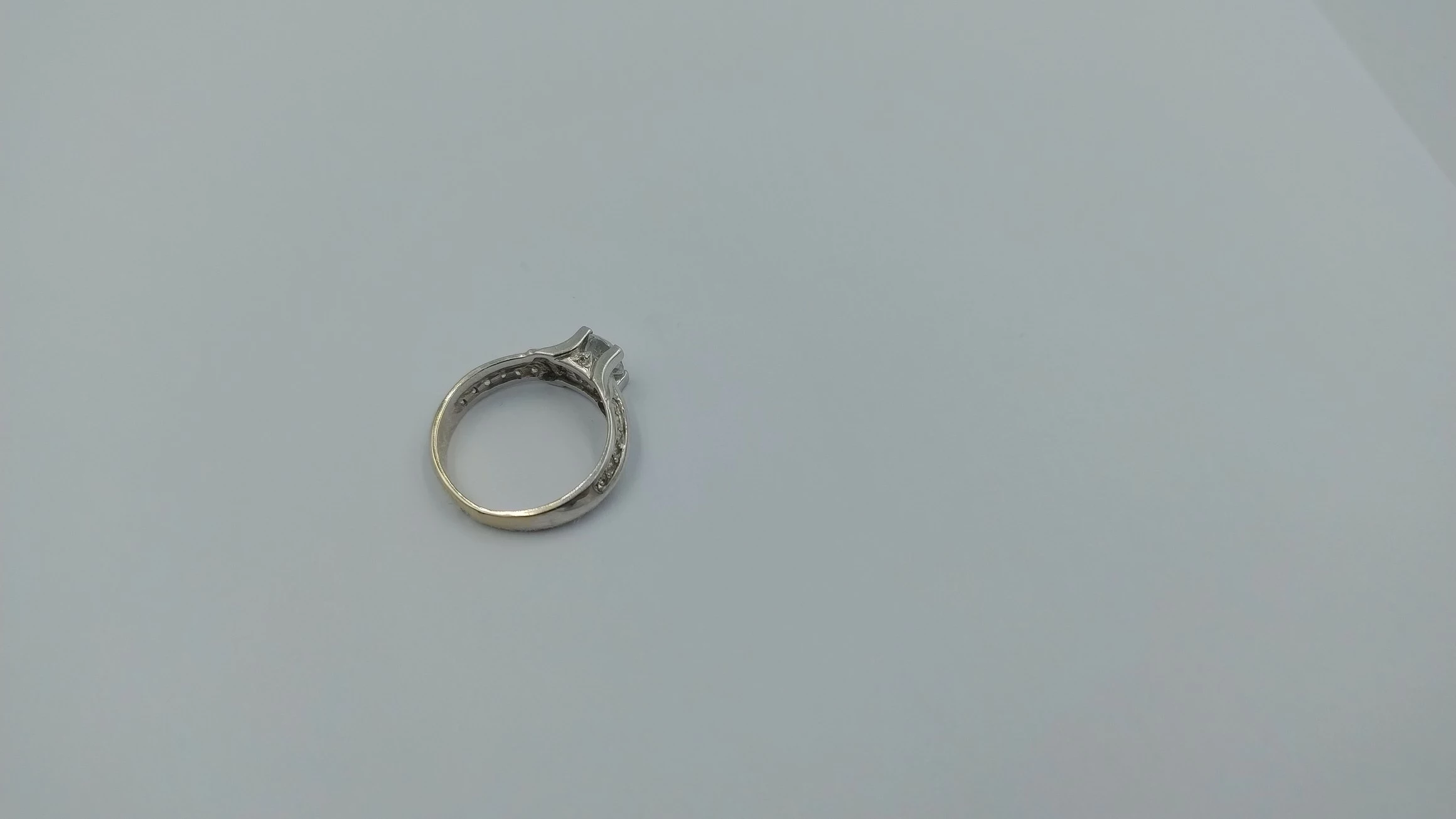 wyrob-jubilerski-uzywany-pierscionek-rodzaj-wyrob-jubilerski