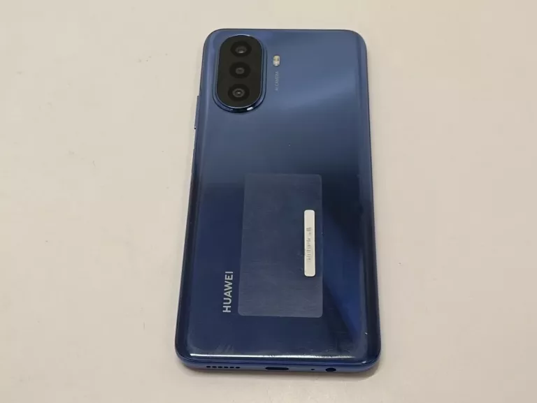 TELEFON HUAWEI NOVA Y70 + KOMPLET