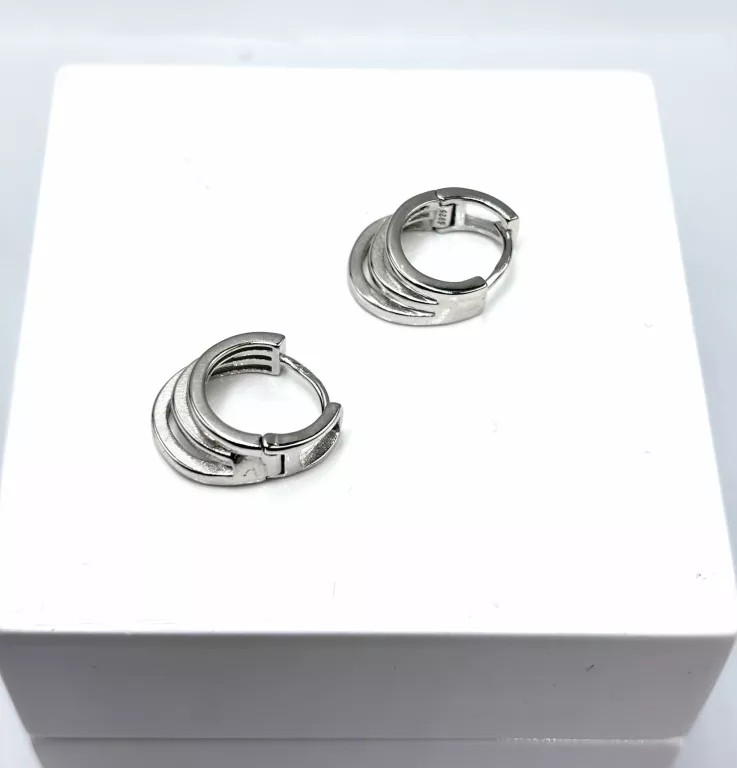 ŚLICZNE SREBRNE KOLCZYKI 925 3,3G