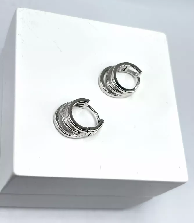 sliczne-srebrne-kolczyki-925-33g-rodzaj-2205-2