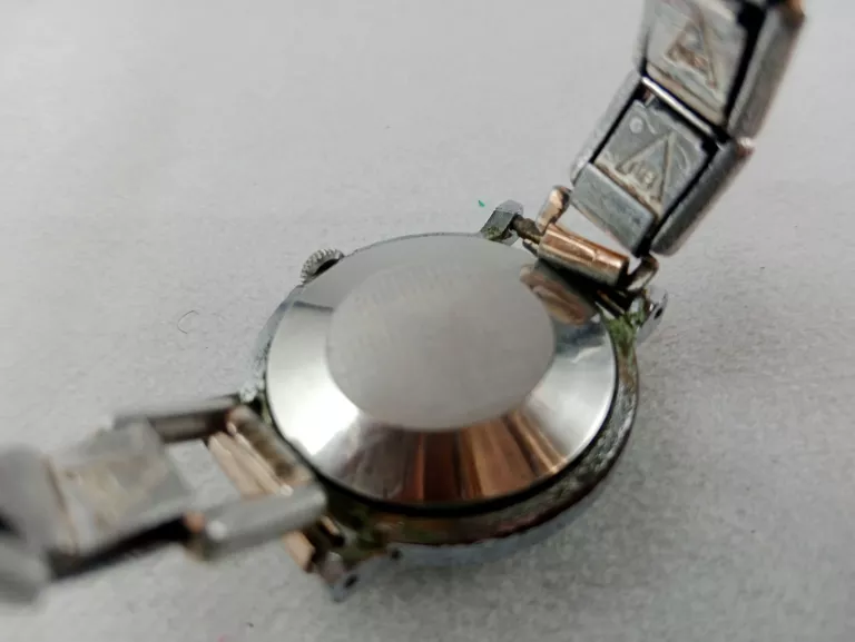 zegarek-zaria-15-jewels-al-niepodleglosci-63u-monki