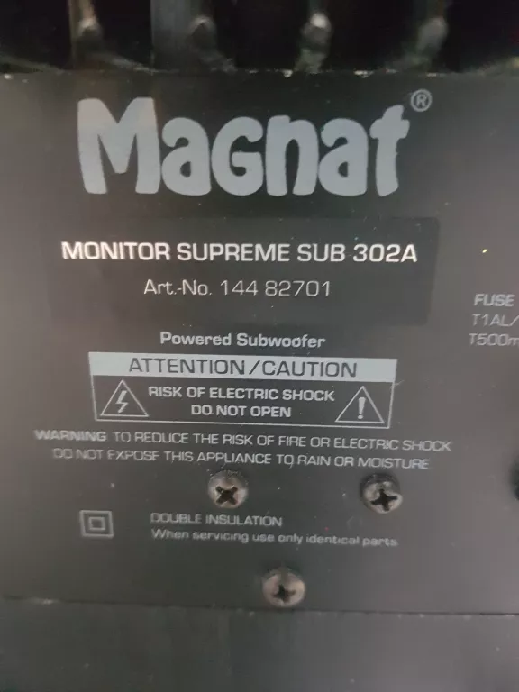 SUBWOOFER MAGNAT MONITOR SUPREME 302A OPIS