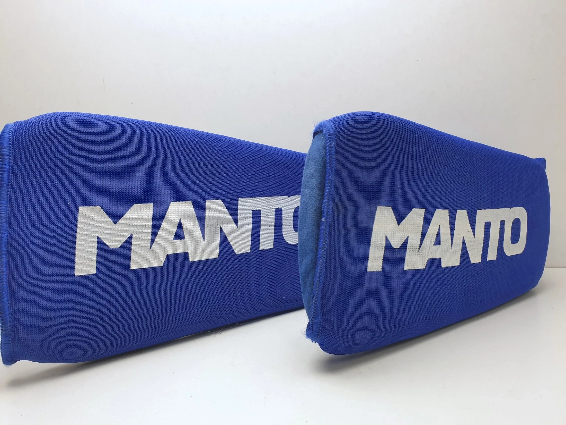 ochraniacze-na-piszczele-manto-niebieskie-xl-wroclawska-6-opole-sj