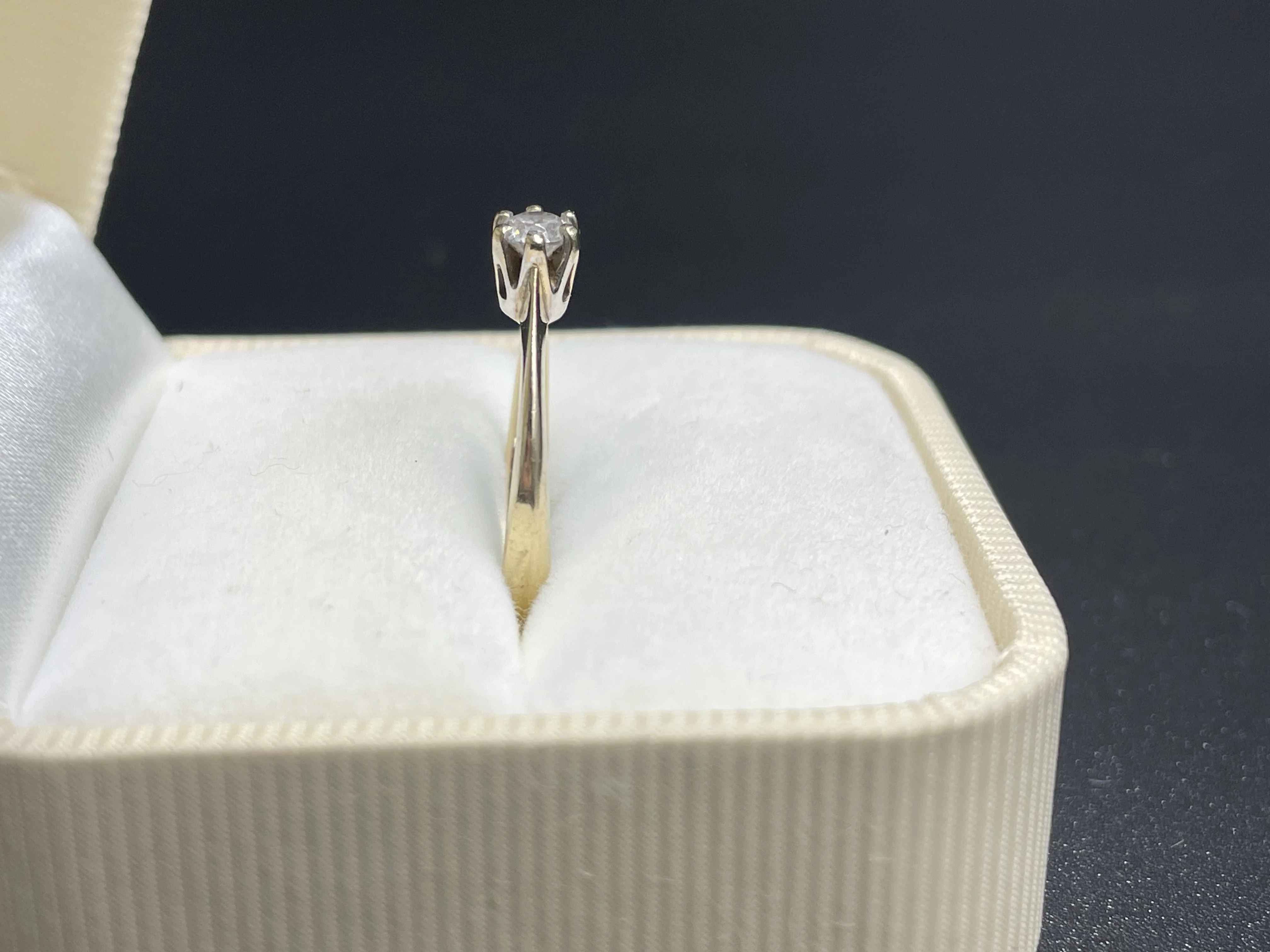 pierscionek-zloto-14k-stan-uzywany