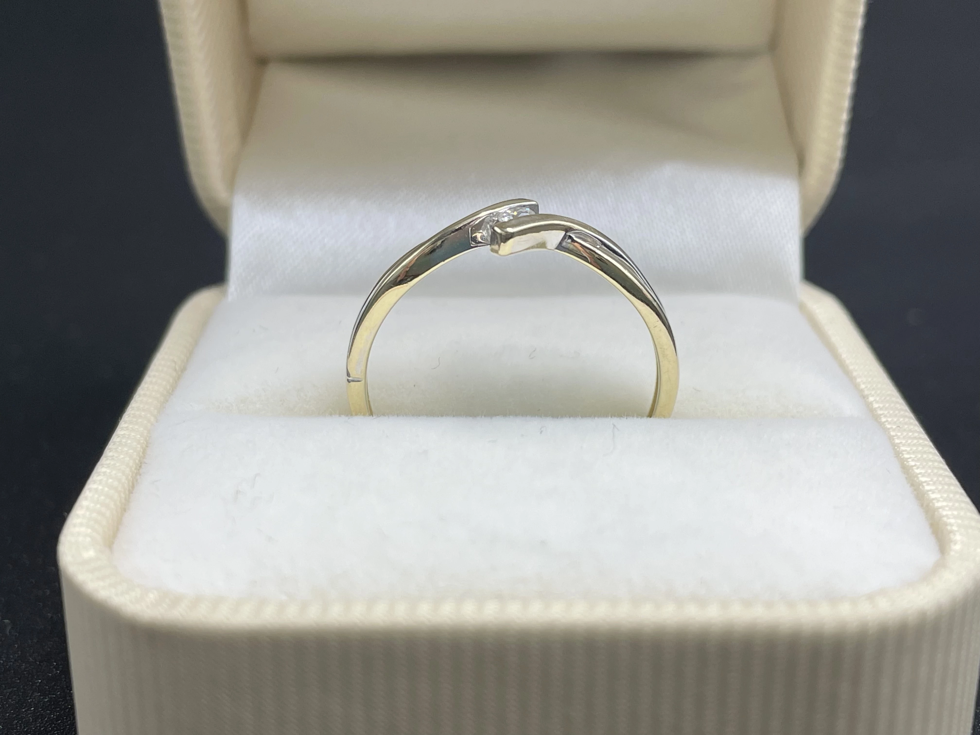 pierscionek-zloto-14-z-brylantem-marka-bez-marki