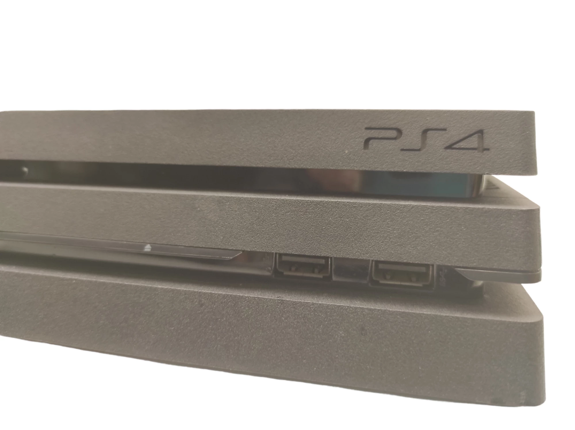 konsola-playstation-4-pro-1t-2-pady-ean-gtin-0711719971160