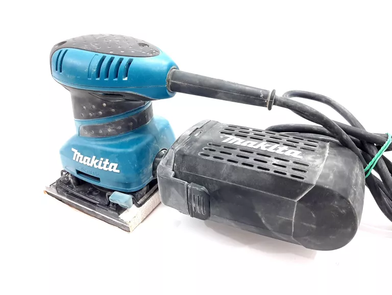 SZLIFIERKA OSCYLACYJNA MAKITA BO4556