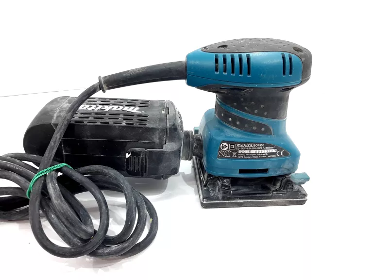 SZLIFIERKA OSCYLACYJNA MAKITA BO4556