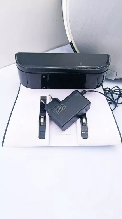 robot-sprzatajacy-silvercrest-ssra-1-stacja-ladujaca-kolor-dominujacy-czarny