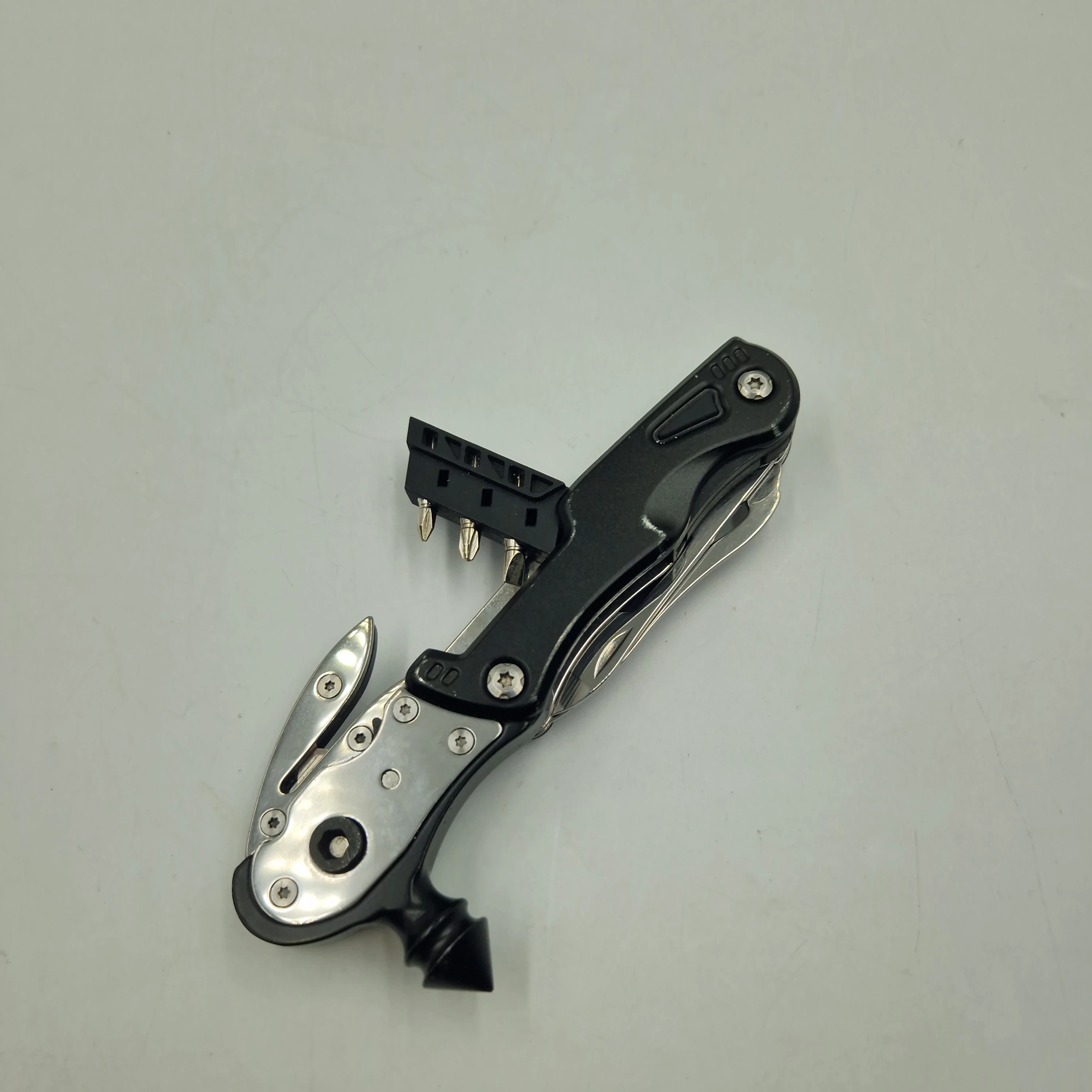 scyzoryk-multitool-samochodowy-rukki-stan-11323-2
