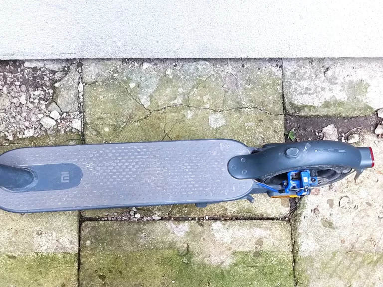 hulajnoga-mi-electric-scooter-3-moc-silnika-60000