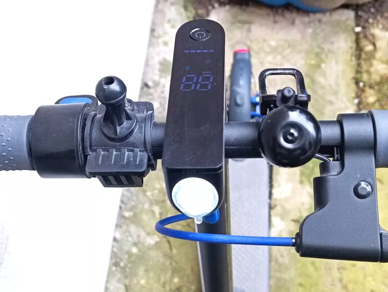 hulajnoga-mi-electric-scooter-3-waga-1320