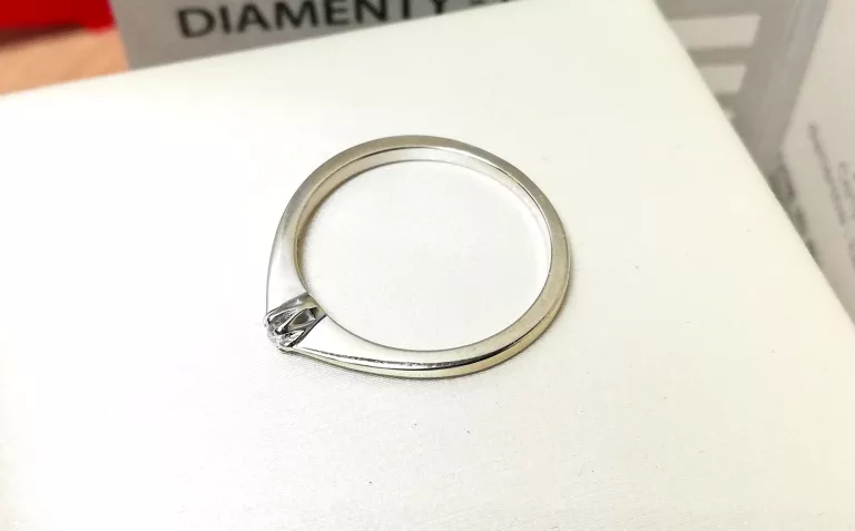 zloty-pierscionek-z-bialego-zlota-z-brylantem-wk-184gr-585-r165-rozmiarsrednica-wew-mm-372-16