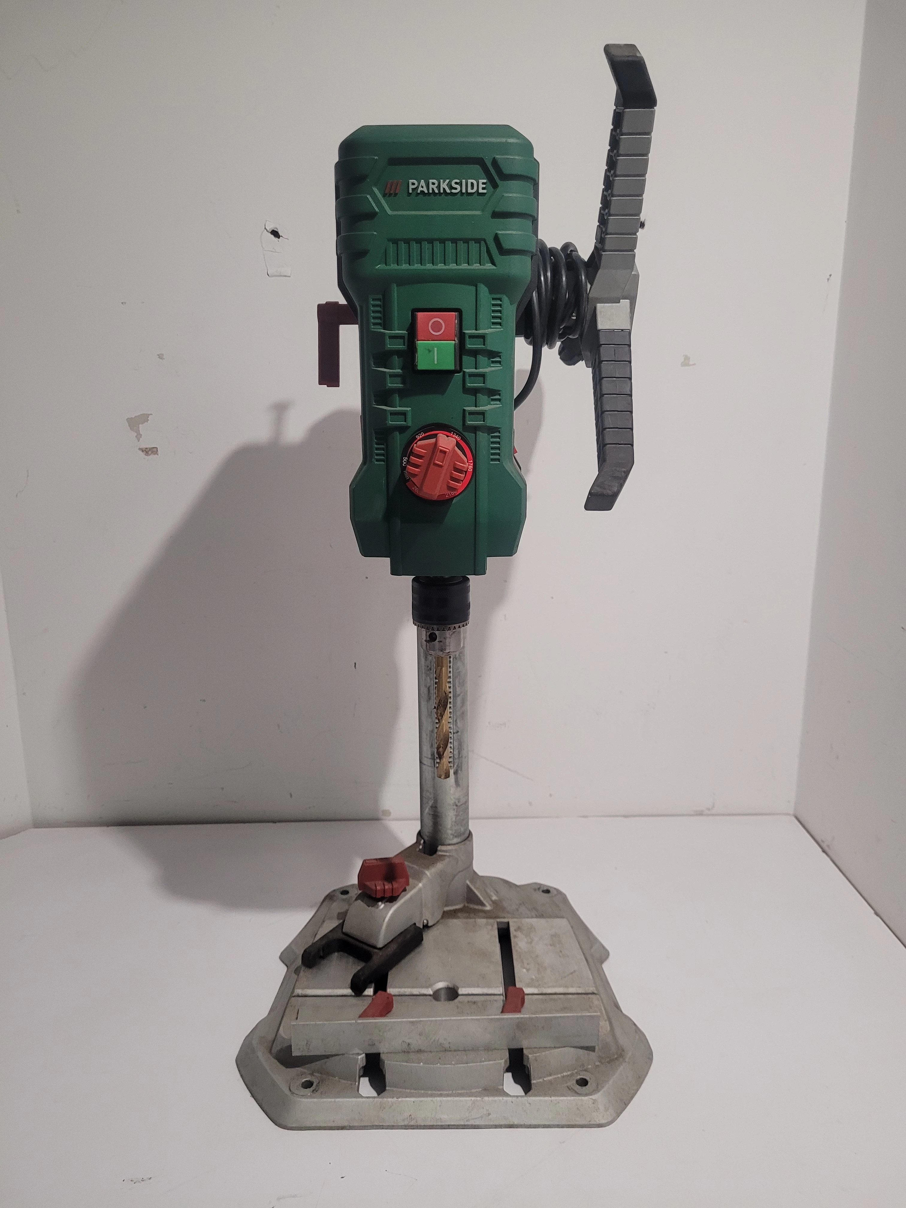 wiertarka-stolowa-parkside-model-ptbmod-710-b2-waga-wiertarki-830