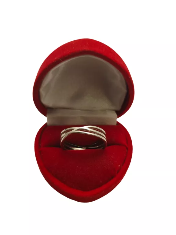 CIEKAWY SREBRNY PIERŚCIONEK  2,40G