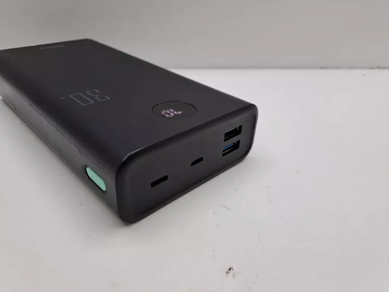 POWERBANK QILIVE 30000MAH B/N