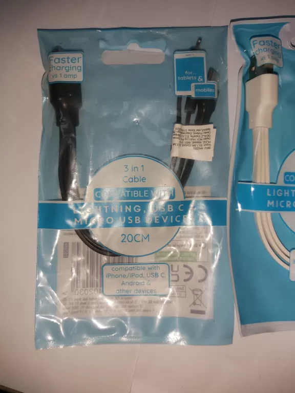 kabel-usb-3w1-20-cm-lightning-usb-c-micro-usb-kod-producenta-ersret5r6e