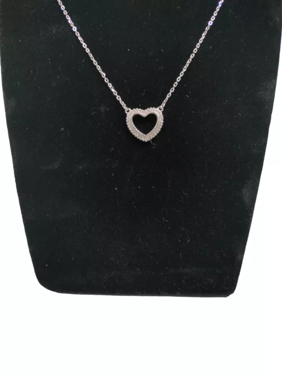 ŚLICZNA SREBRNA CELEBRYTKA SERDUSZKO 3,10G