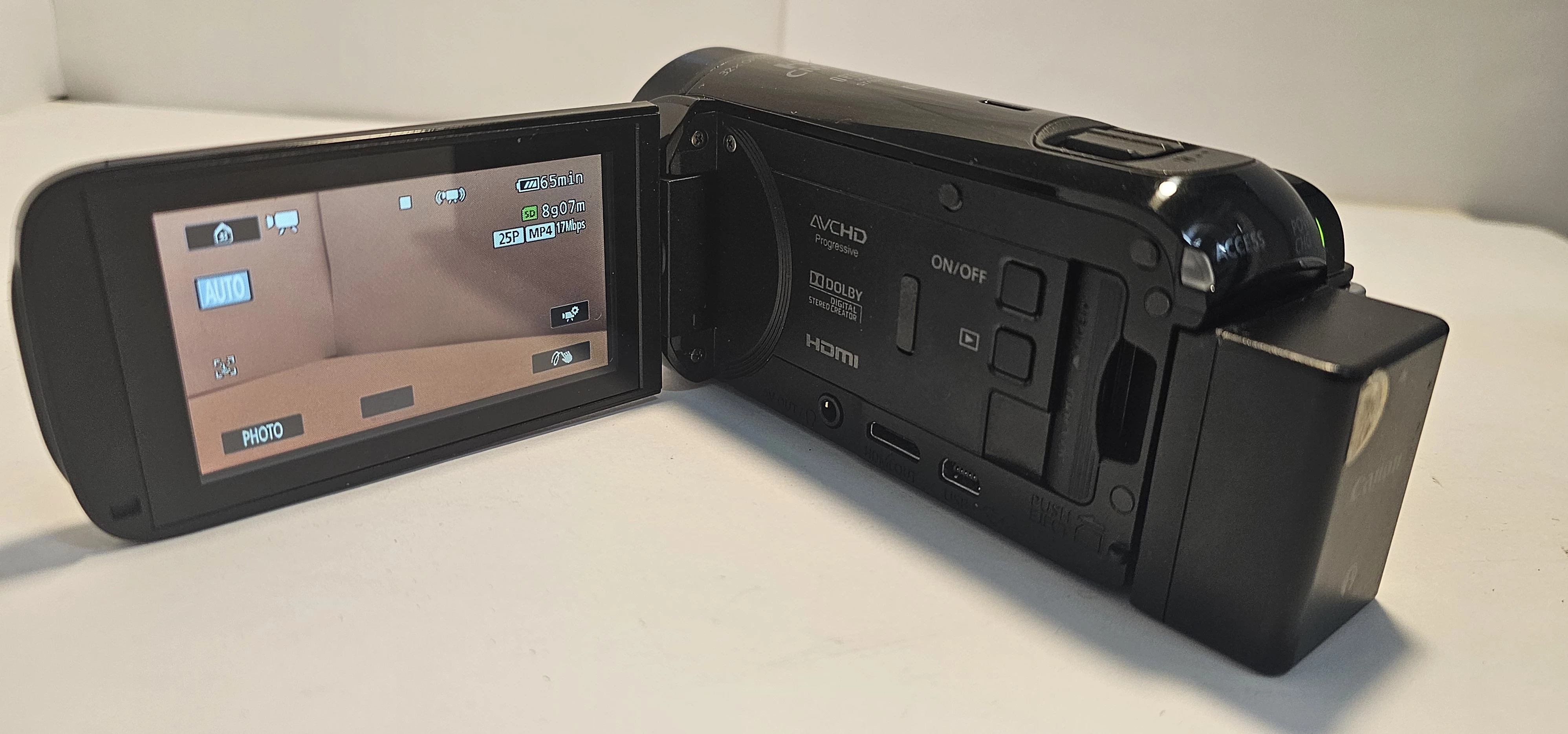 kamera-canon-legria-hf-r66-lad-stan-uzywany