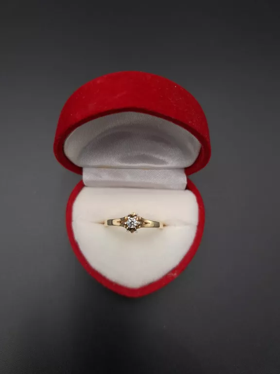 wyrob-jubilerski-uzywany-pierscionek-stan-uzywany