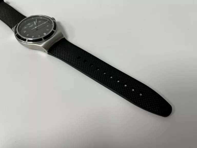 zegarek-swatch-yis413-automatic-funkcje-datownik