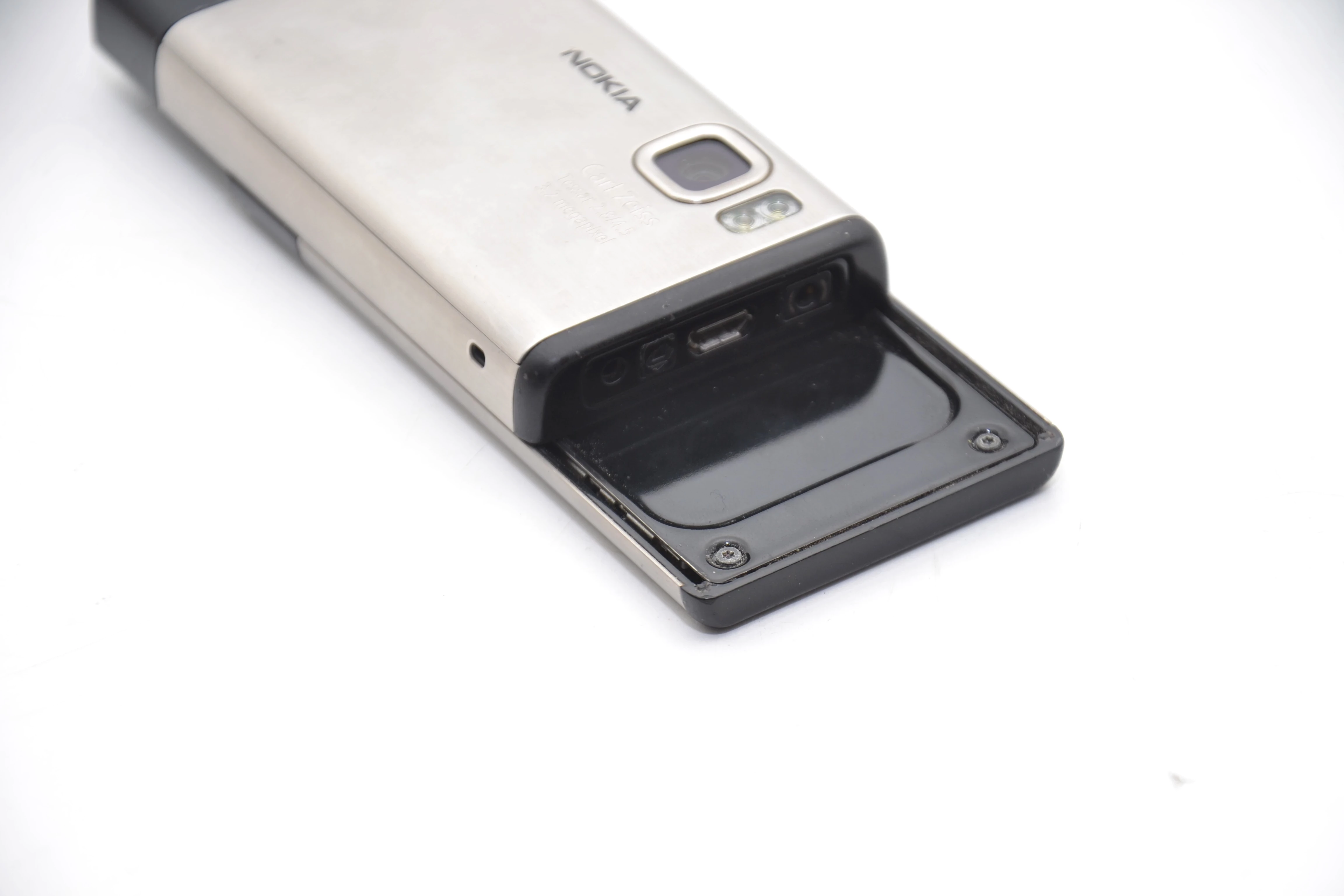 telefon-nokia-6500-slide-kolor-srebrny