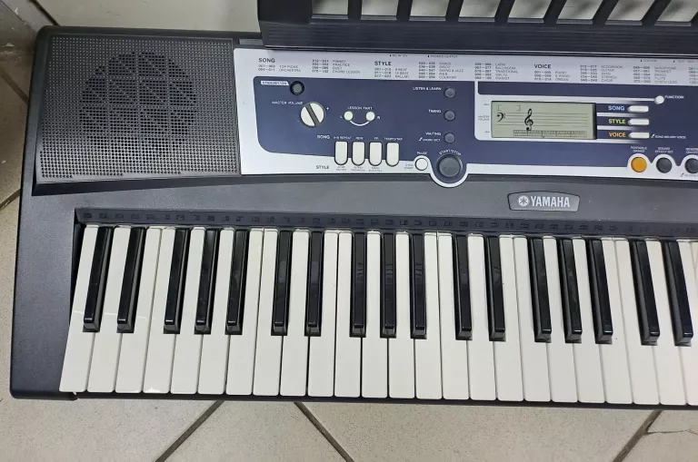 KEYBOARD YAMAHA YPT-210 SUPER STAN!