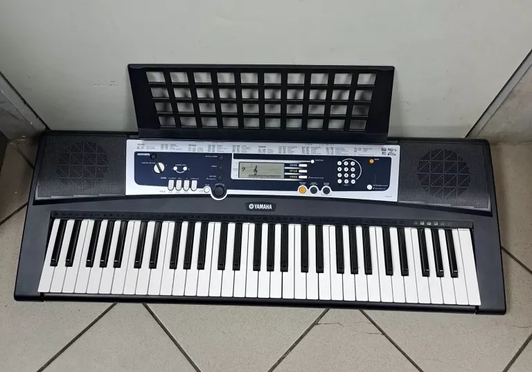 KEYBOARD YAMAHA YPT-210 SUPER STAN!