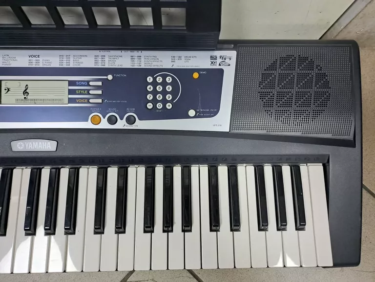 KEYBOARD YAMAHA YPT-210 SUPER STAN!