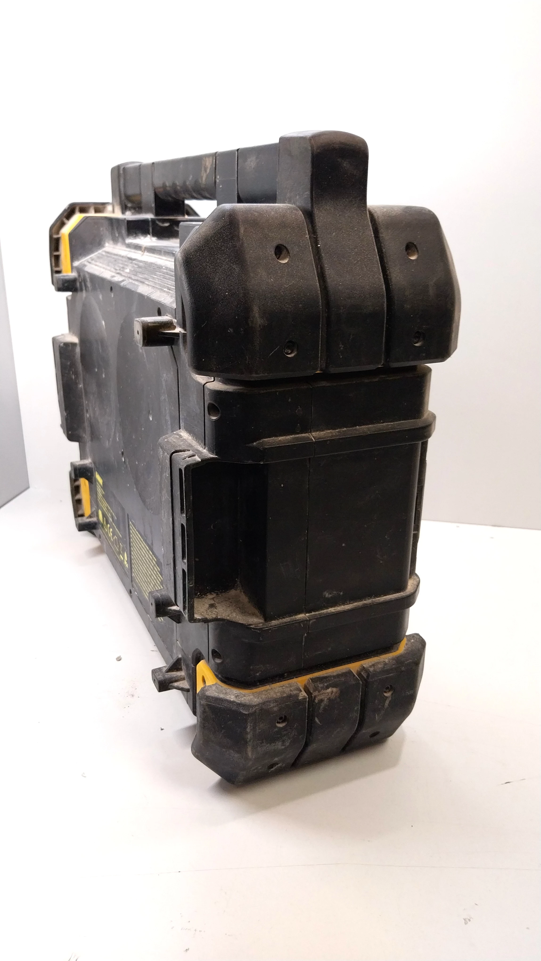 radio-budowlane-tstak-dewalt-dwst1-81078-stan-uzywany
