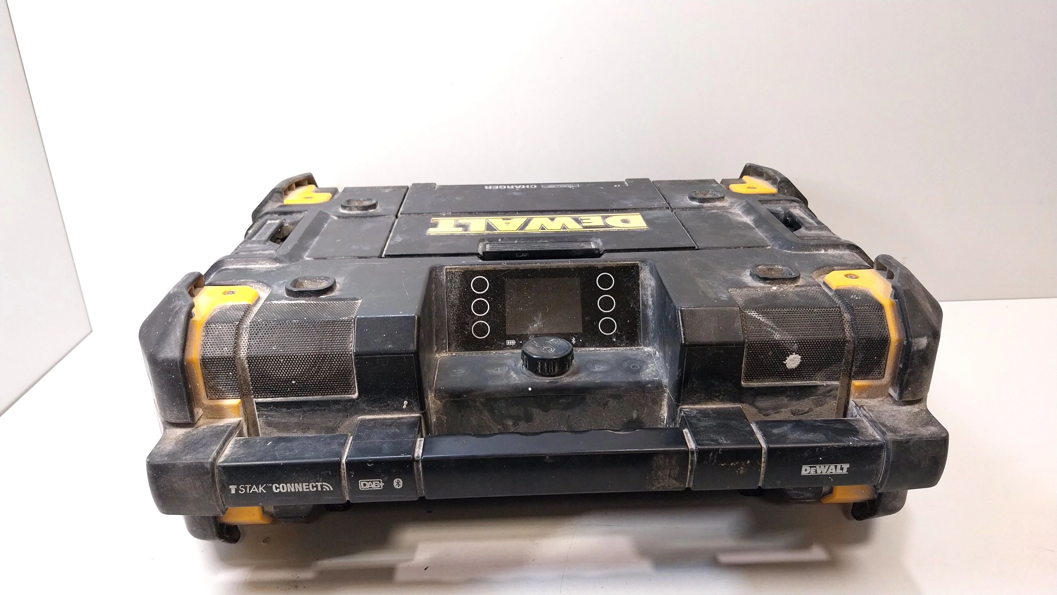 radio-budowlane-tstak-dewalt-dwst1-81078-ean-gtin-3253561810787
