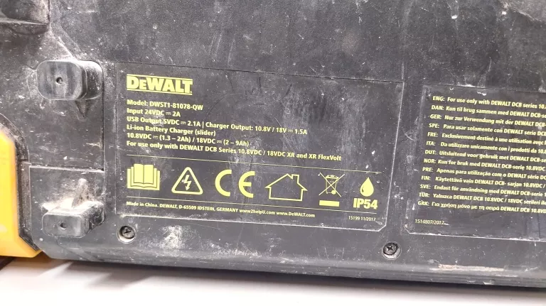 radio-budowlane-tstak-dewalt-dwst1-81078-osiedle-centrum-d1-krakow