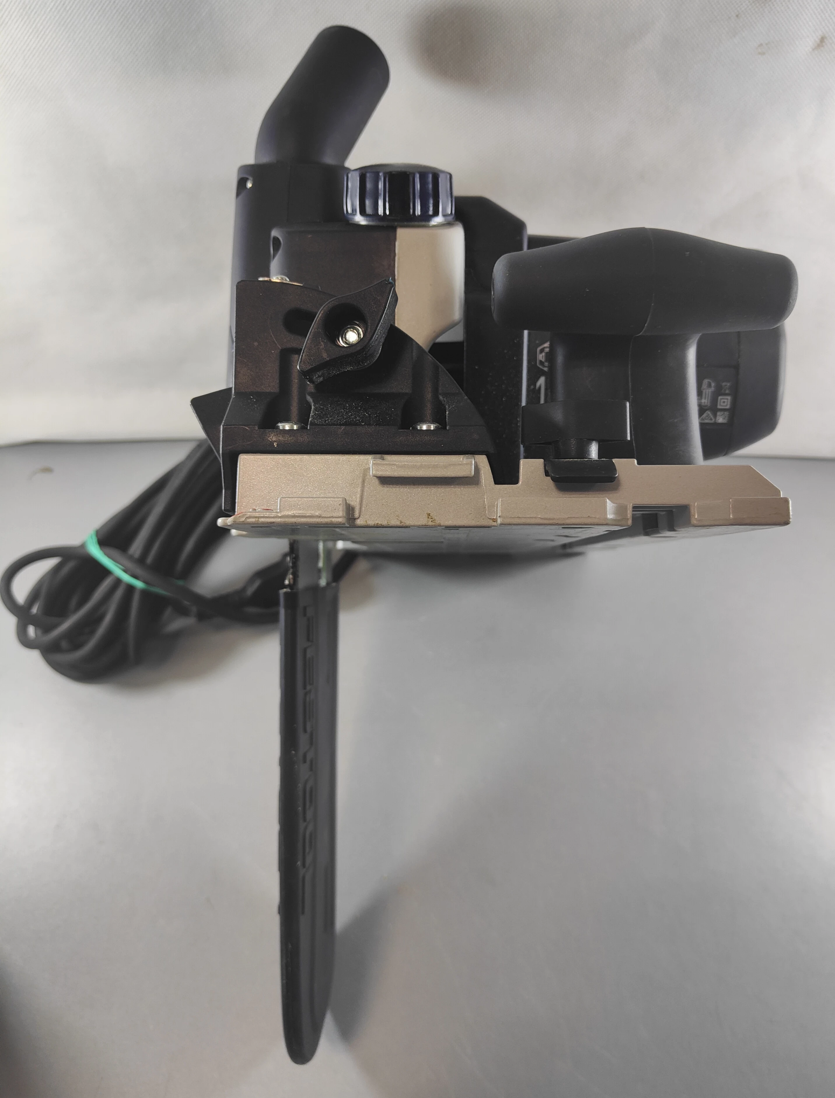 festool-pilarka-mieczowa-univers-ssu-200-eb-plus-stan-uzywany