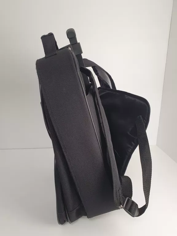 plecak-na-kolkach-samsung-typ-wielokomorowy