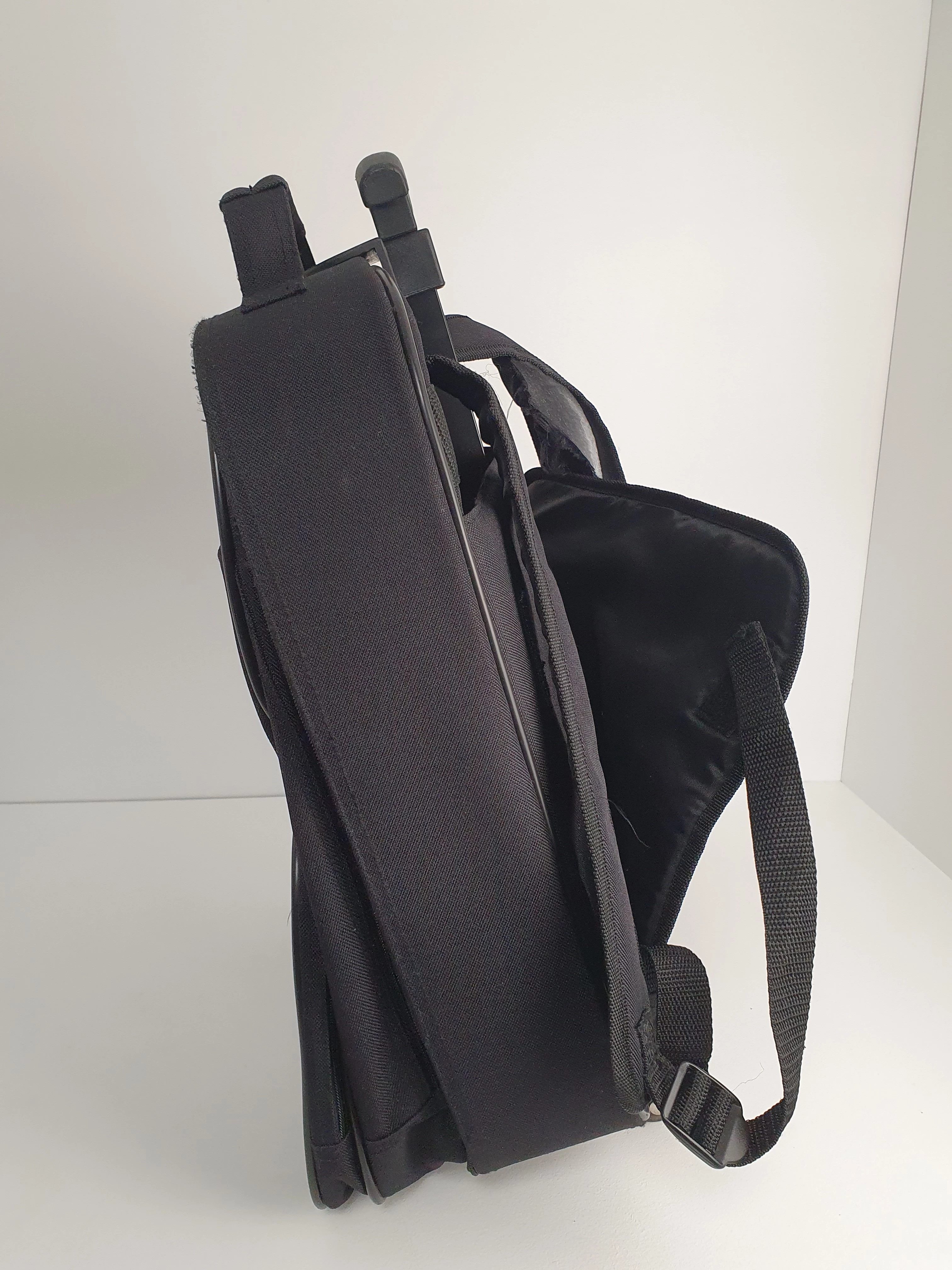 plecak-na-kolkach-samsung-typ-wielokomorowy