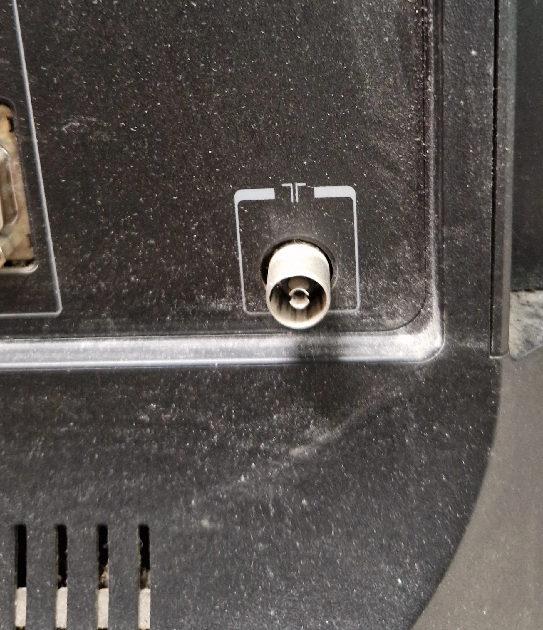 telewizor-toshiba-40l7335d-odb-osobisty-kod-producenta-40tl939