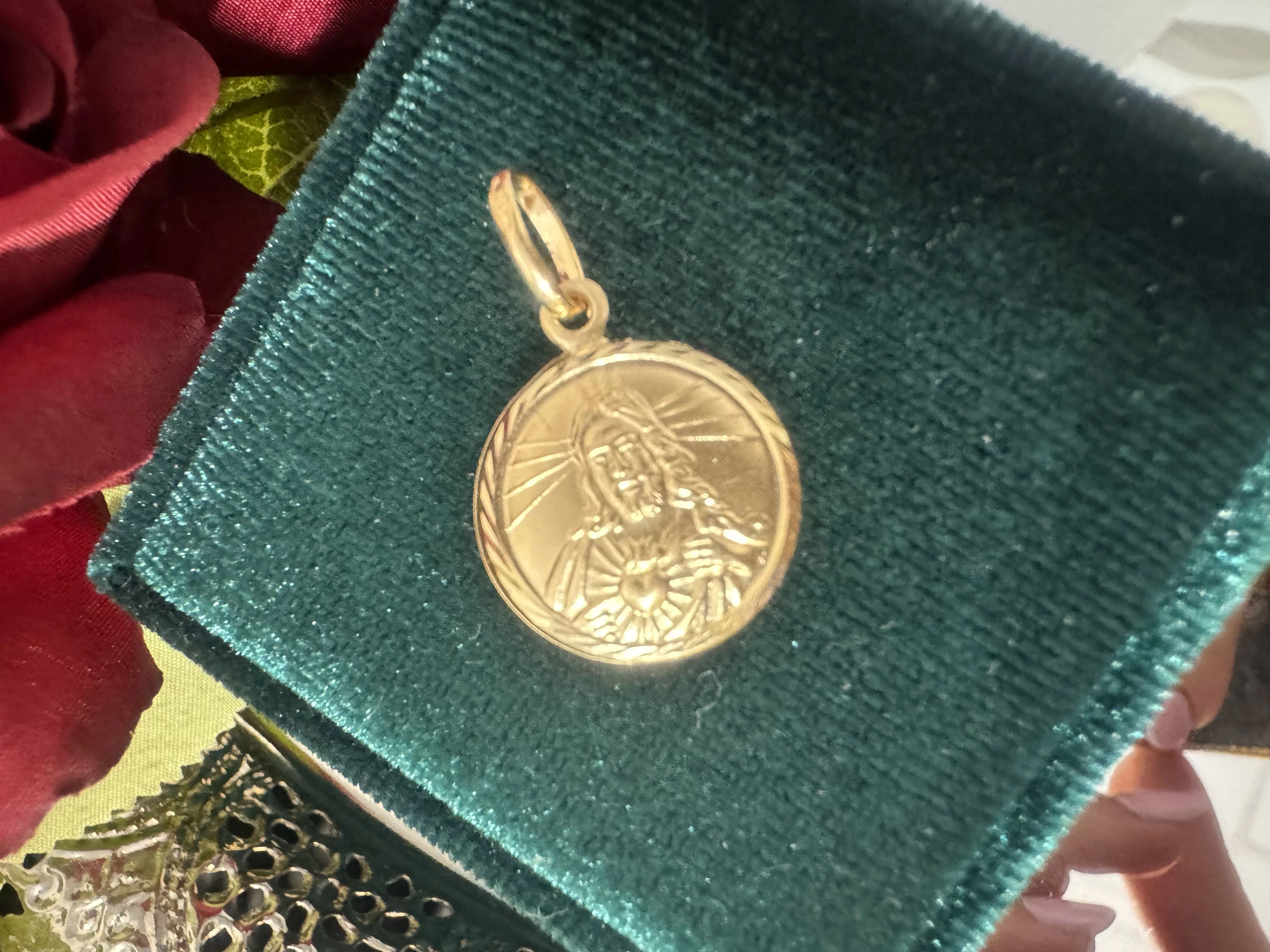 zlota-zawieszka-165g-585-kolor-dominujacy-205826-225106