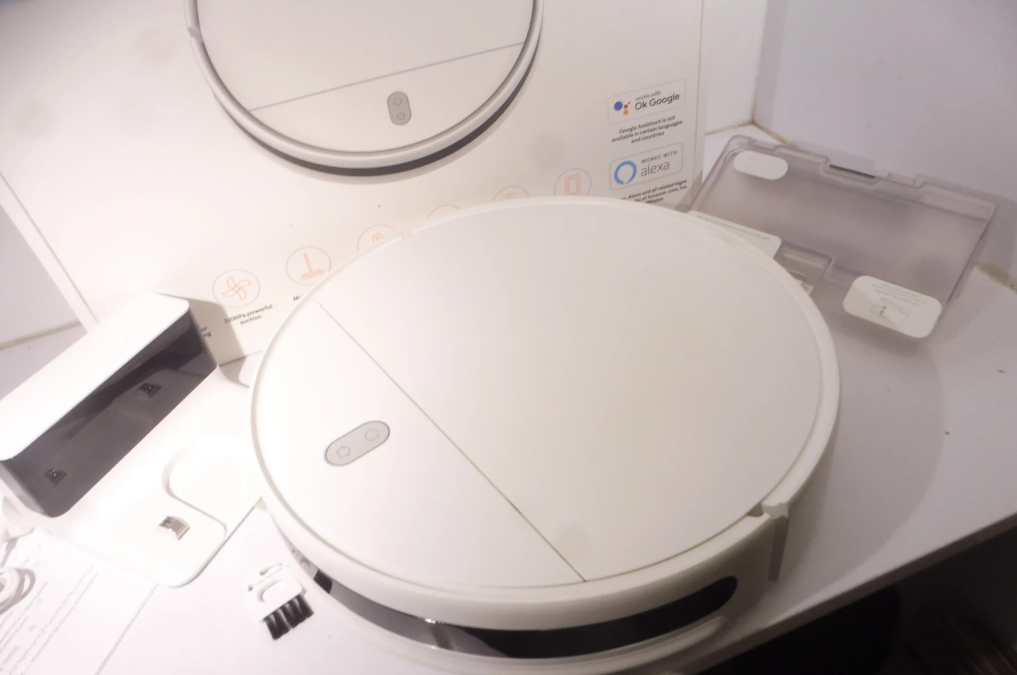 xiaomi-mi-robot-vacuum-mop-essential-komplet-kolor-dominujacy-bialy