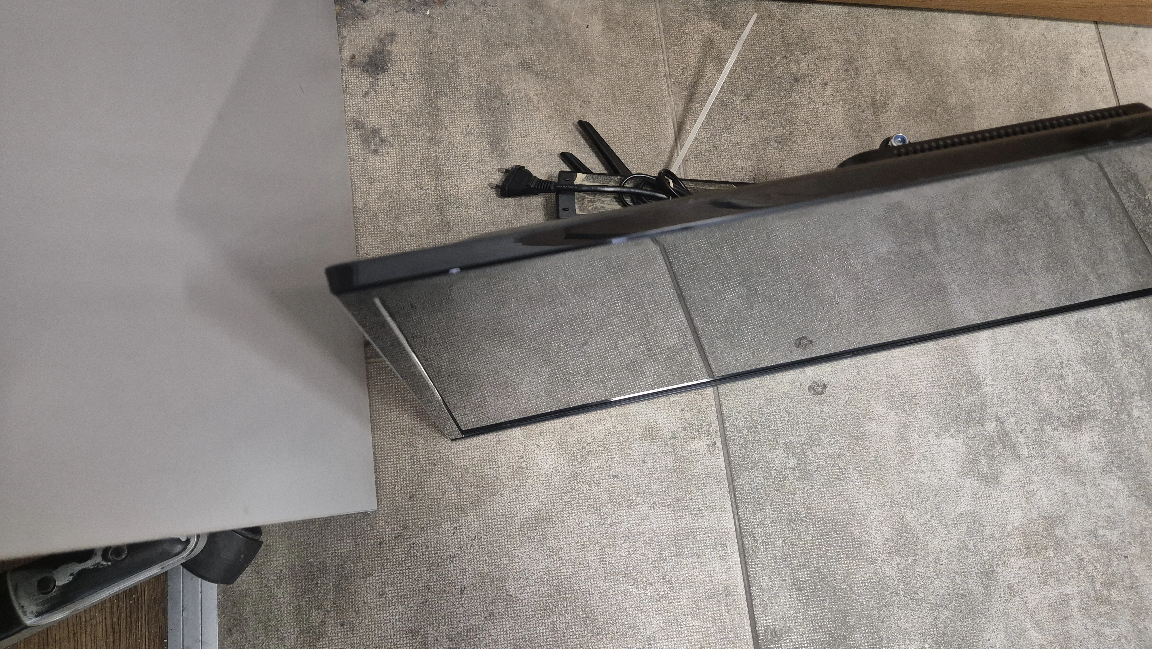 telewizor-led-tcl-32d4300-uszkodzona-matryca-kod-producenta-telewizor-led-32-tcl-32d4300-hd