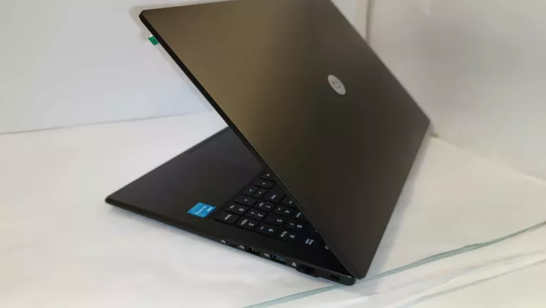 LAPTOP TECHBITE PIX 15,6 128GB FHD KOMPLET