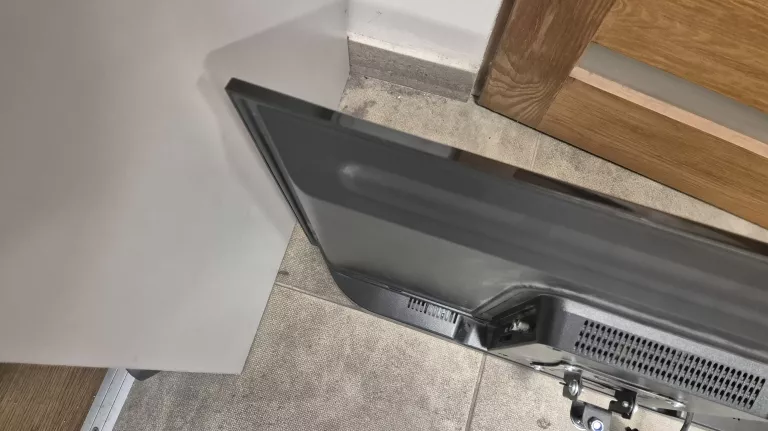 TELEWIZOR LED TCL 32D4300 USZKODZONA MATRYCA