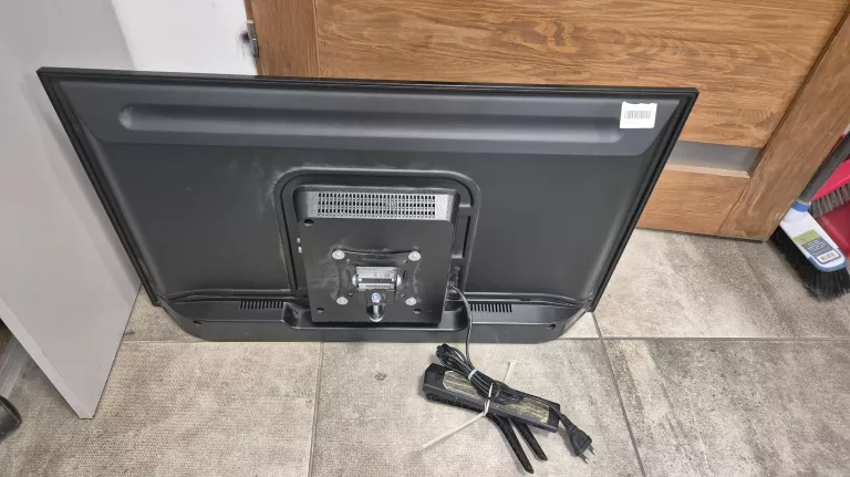 TELEWIZOR LED TCL 32D4300 USZKODZONA MATRYCA