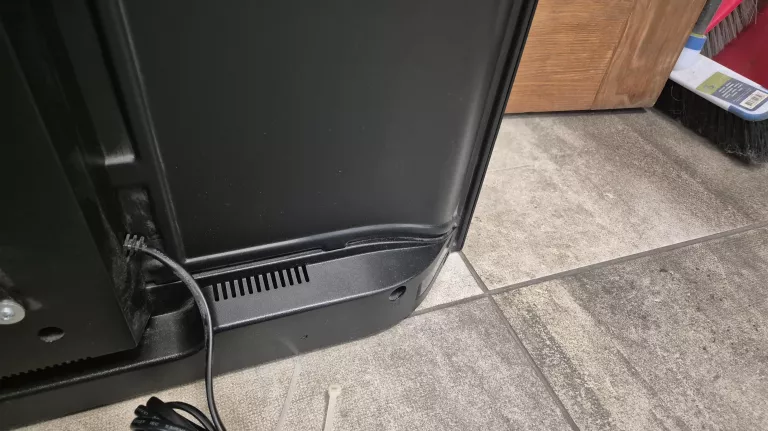 TELEWIZOR LED TCL 32D4300 USZKODZONA MATRYCA
