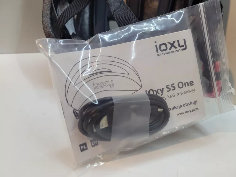 KASK ROWEROWY BLUETOOTH - IOXY SS ONE/ R. L / KOMPLET / STAN IDEAŁ