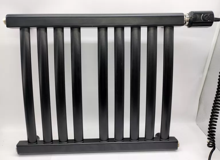 grzejnik-lazienkowy-z-termoregulatorem-rd10-250v-rynek-staromiejski-1-koszalin