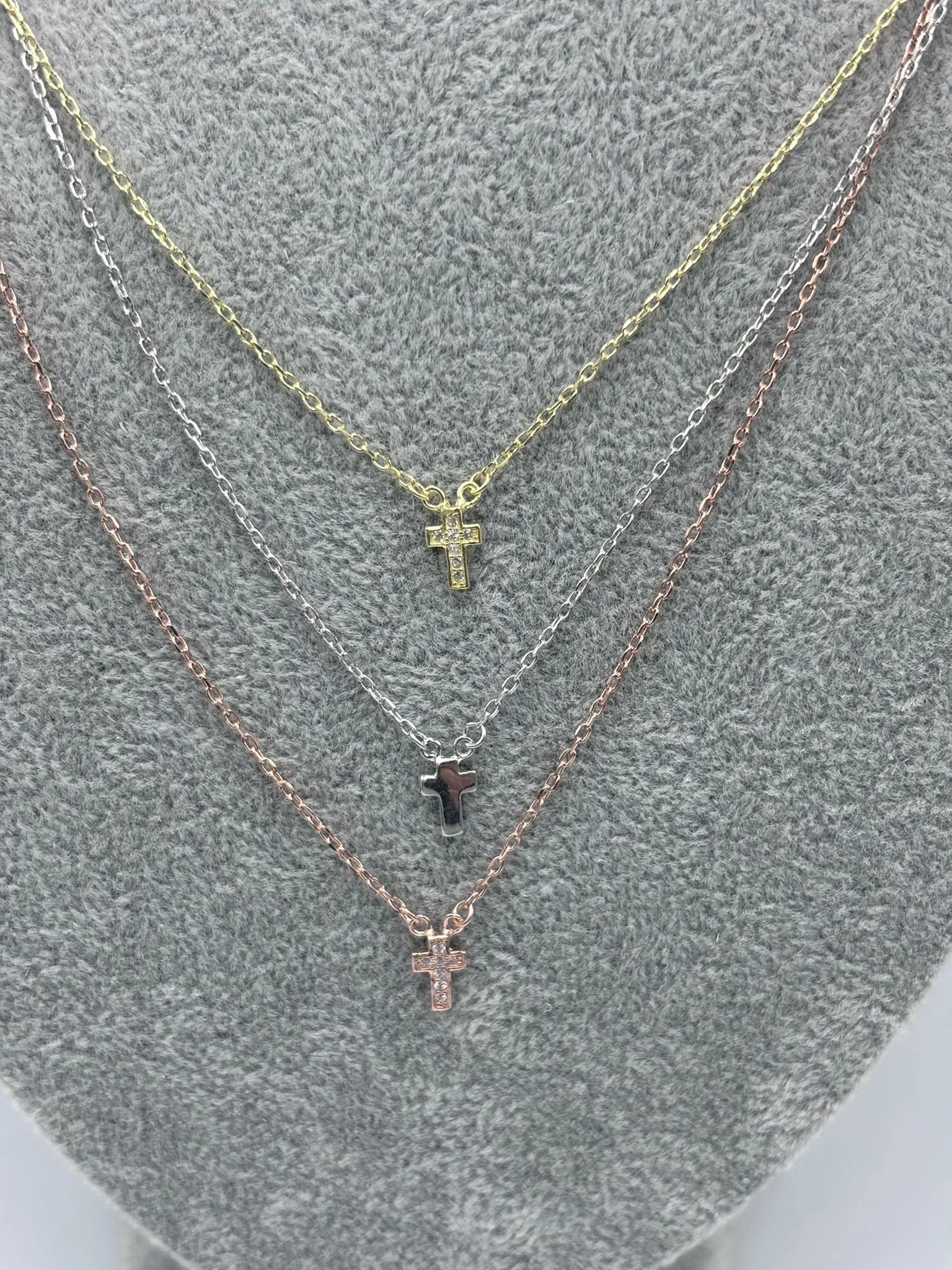 piekny-srebrny-lancuszek-z-krzyzami-4g-stan-11323-2