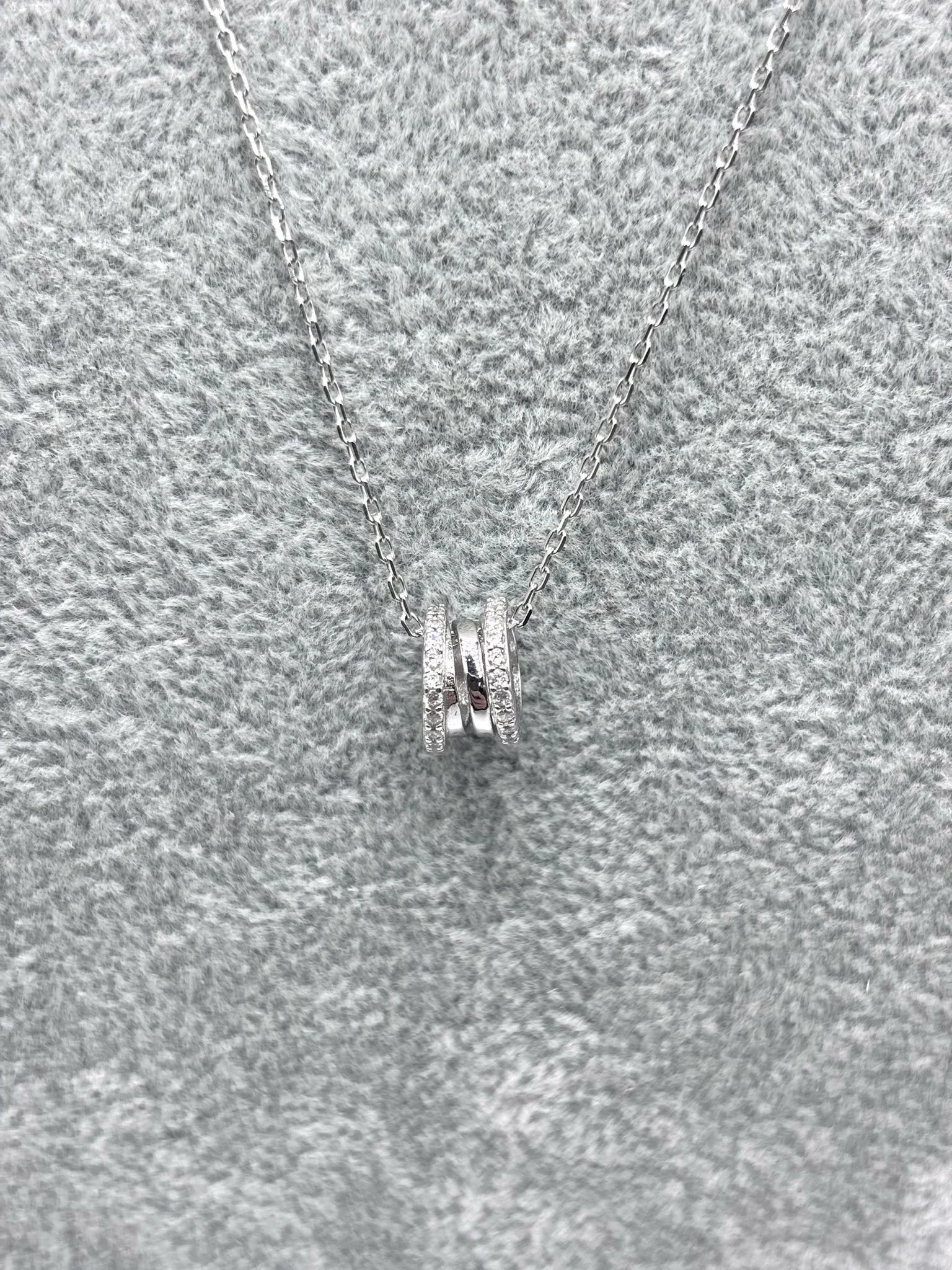 piekny-srebrny-lancuszek-z-kolami-26g-stan-11323-2