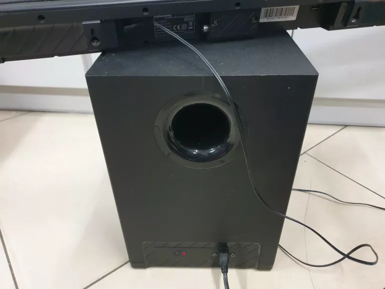 SOUNDBAR GRUNDIG FINEARTS MR 8000